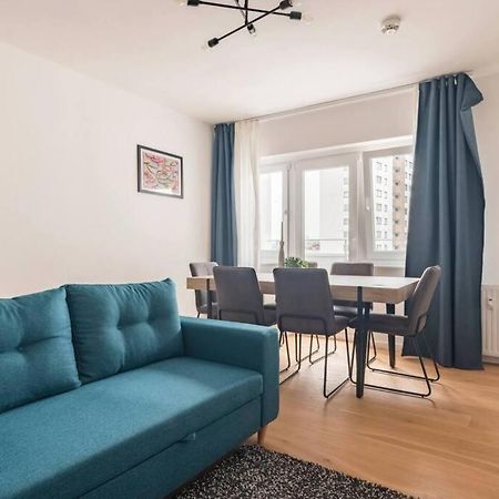 Modern Home In Central Берлин Экстерьер фото